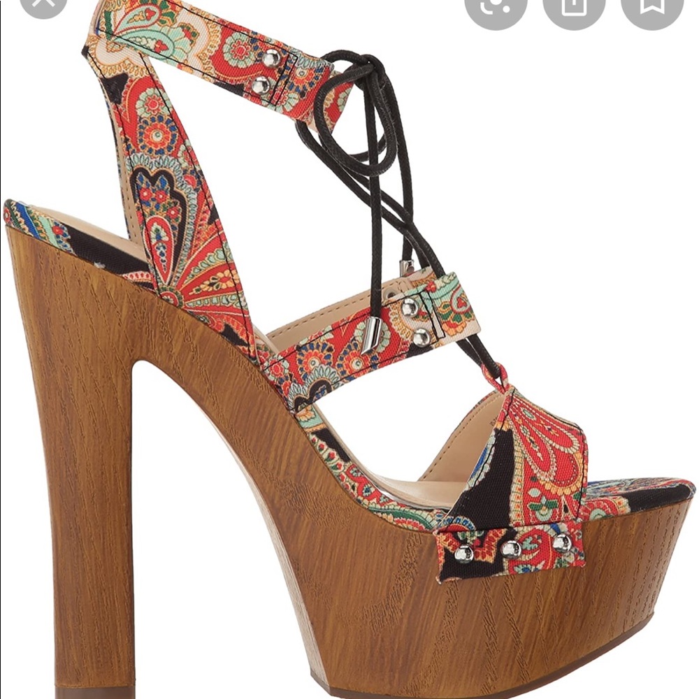Jessica Simpson Paisley Design Heels